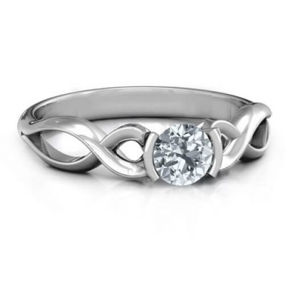 Unendlicher Ring mit halber Lünette