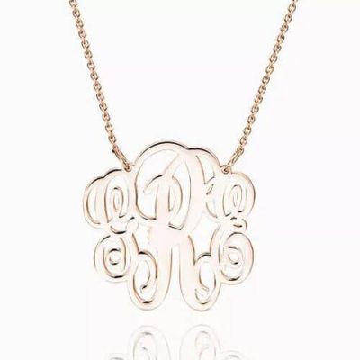 Ausgefallene Monogramm-Halskette Rose Gold Plated