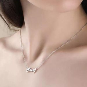 Collana con nome cz personalizzato