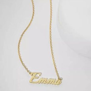 Collar con nombre personalizado chapado en oro de 14 k