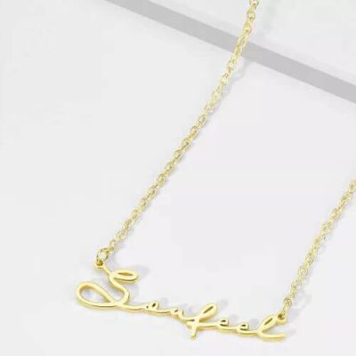 Signature Style Name Halskette 14 Karat vergoldet